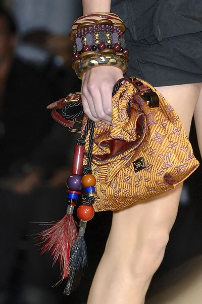 Look 62